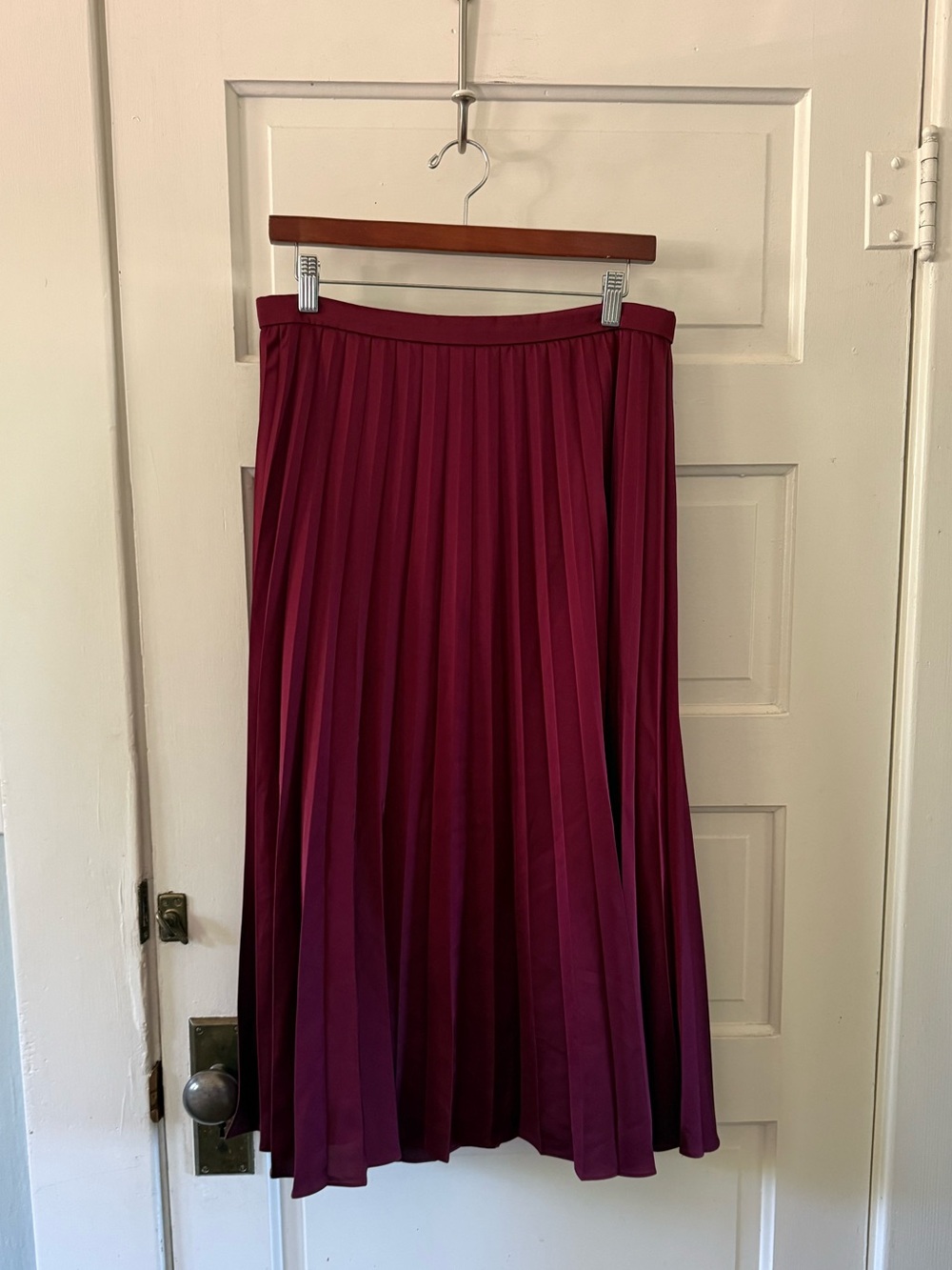 J. Crew Pleated Midi Skirt - 10 - Picture 3 of 9